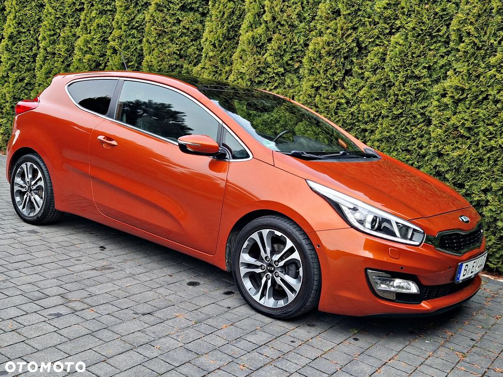Kia Ceed - 14