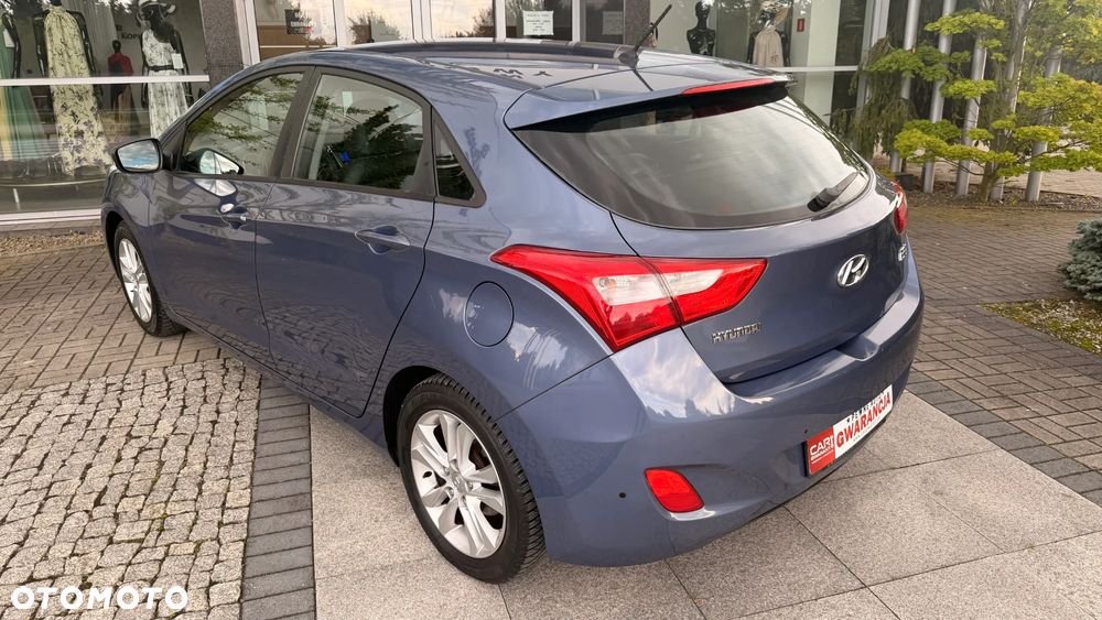 Hyundai i30 - 23