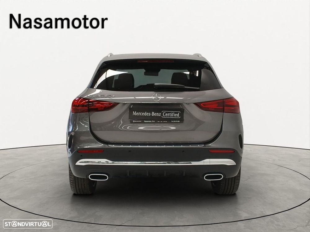 Mercedes-Benz GLA 250 e AMG Line - 3
