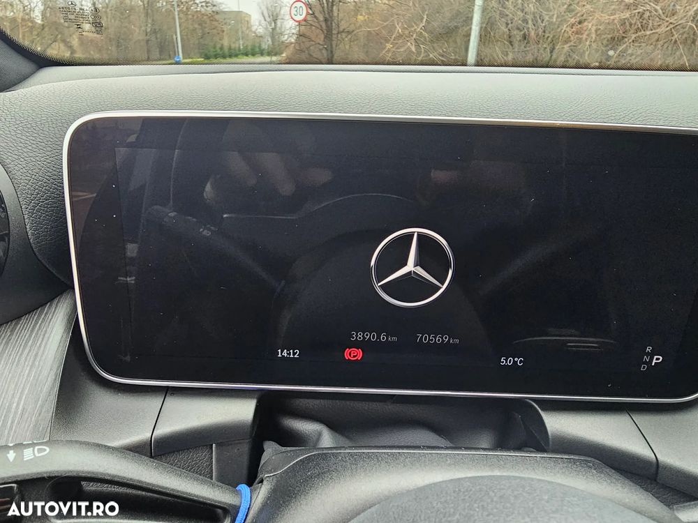 Mercedes-Benz GLC - 11