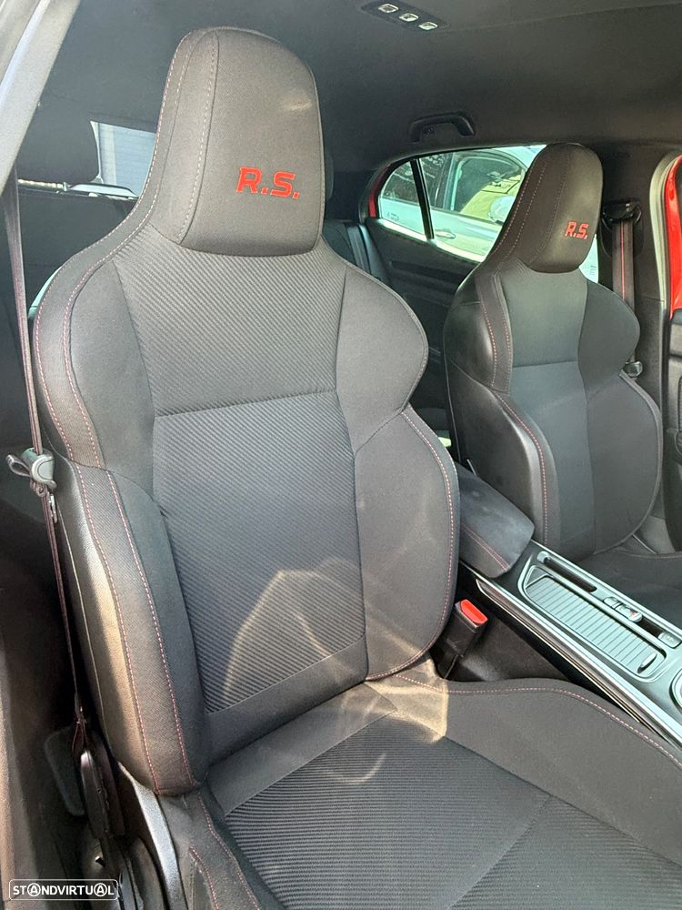 Renault Mégane TCe 300 GPF EDC R.S. TROPHY - 42