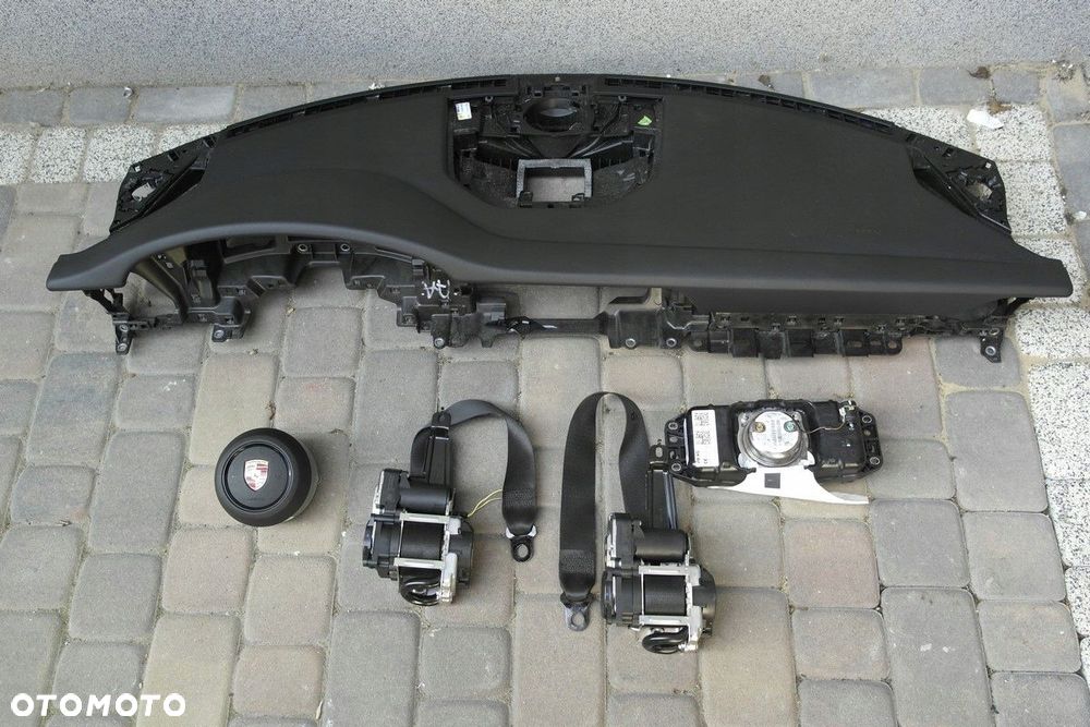 porsche carrera 992 911 airbag deska konsola pas - 1