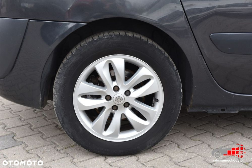 Renault Espace 2.0T Privilege - 11