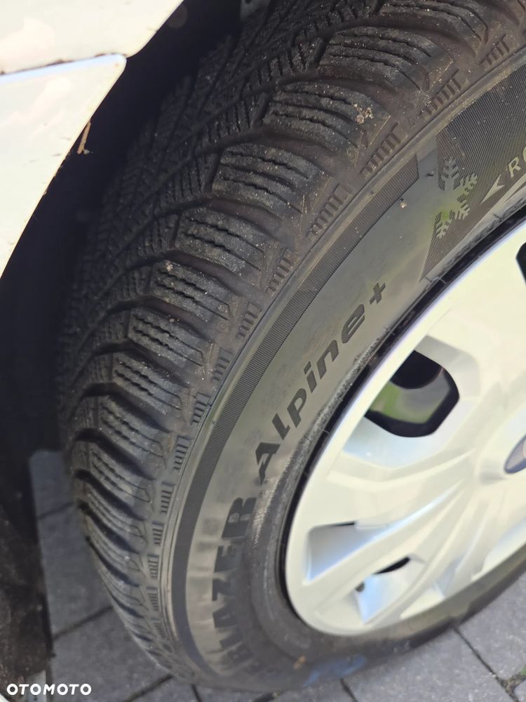 Ford Transit Connect - 19