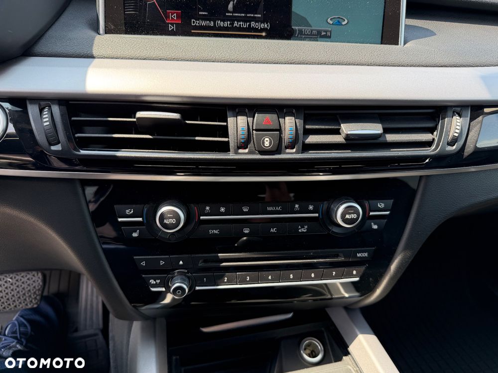 BMW X5 sDrive25d - 16