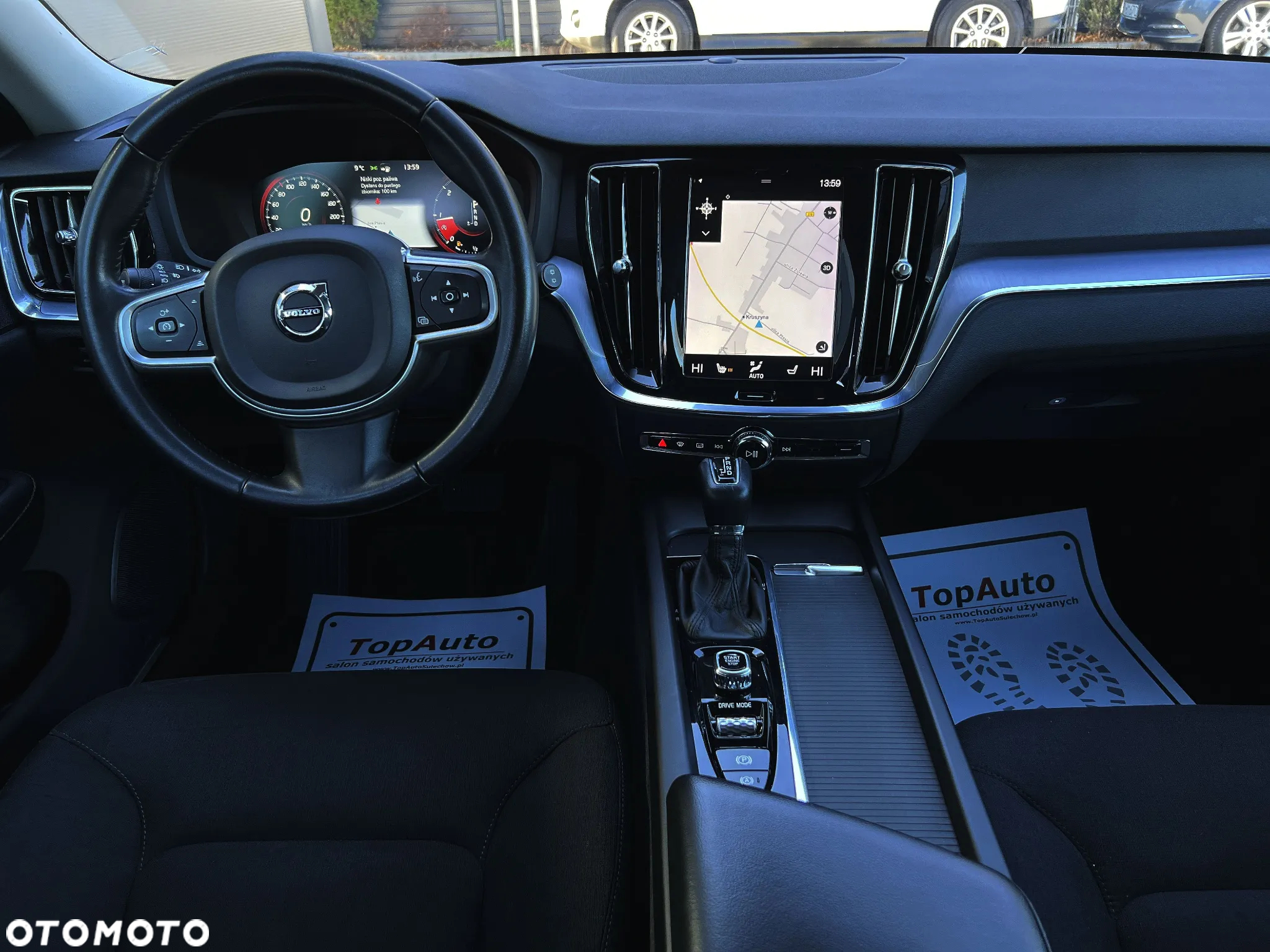 Volvo V60 D4 Momentum - 26