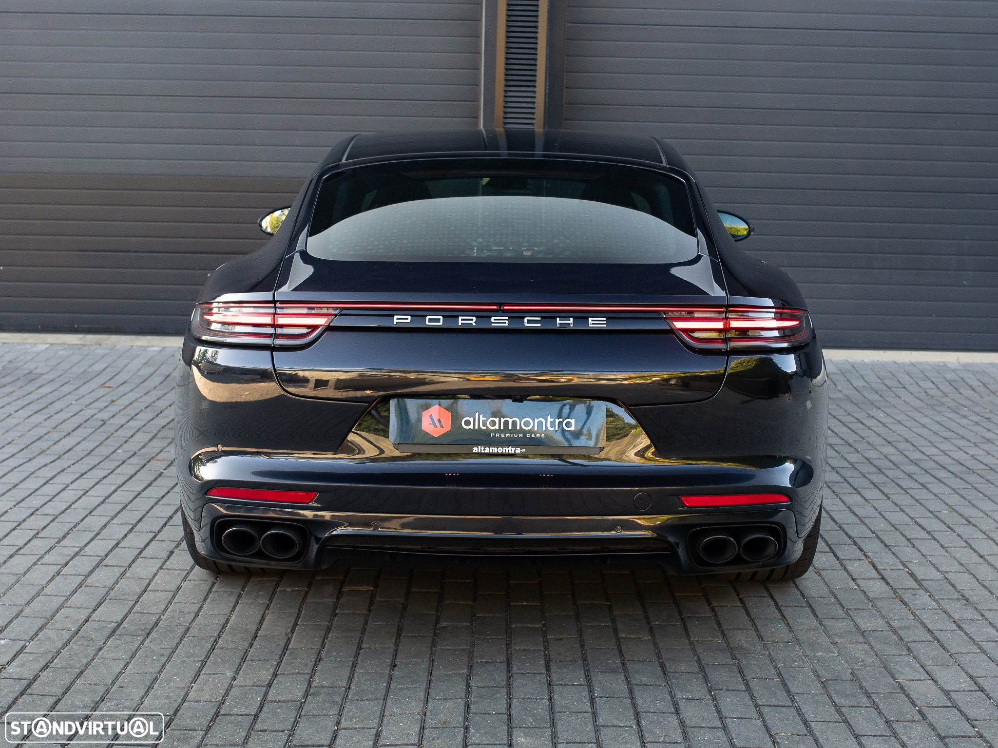 Porsche Panamera 4 E-Hybrid - 12