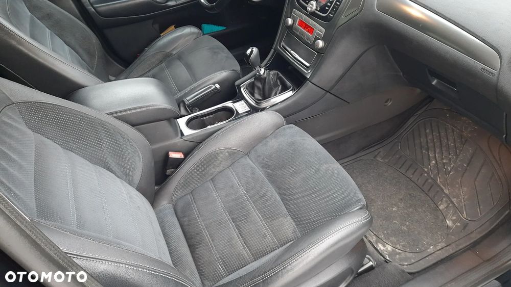 Ford Mondeo SW 2.2 TDCi Trend - 26