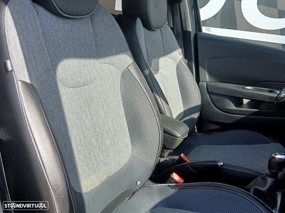 Renault Captur 1.5 dCi Exclusive XMOD - 20