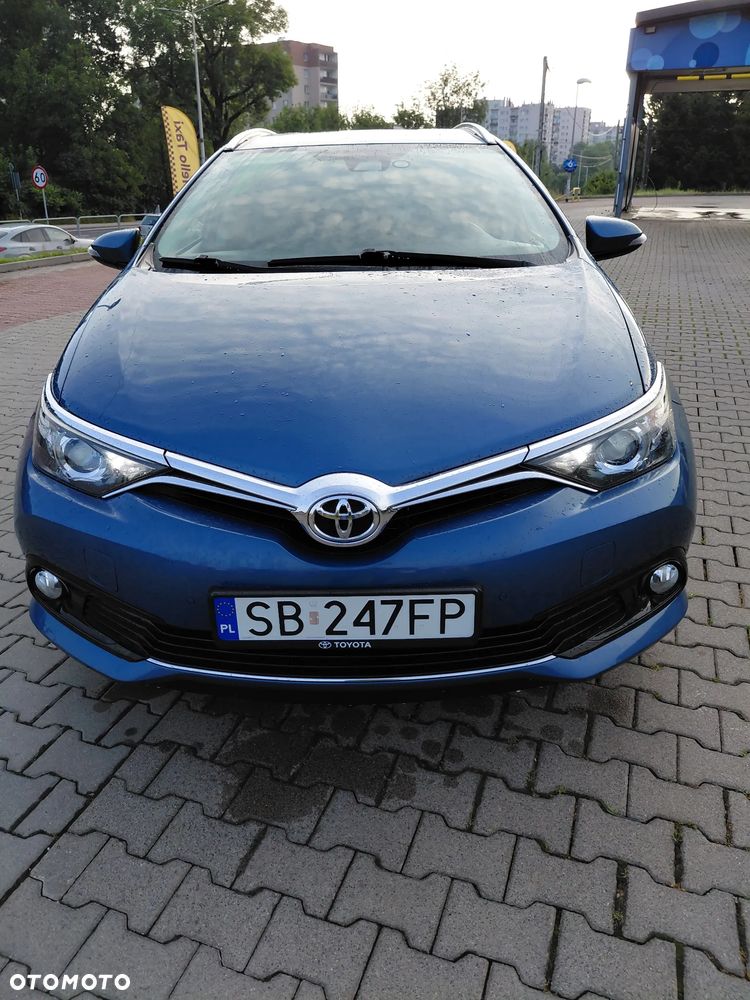 Toyota Auris 1.6 Premium - 7