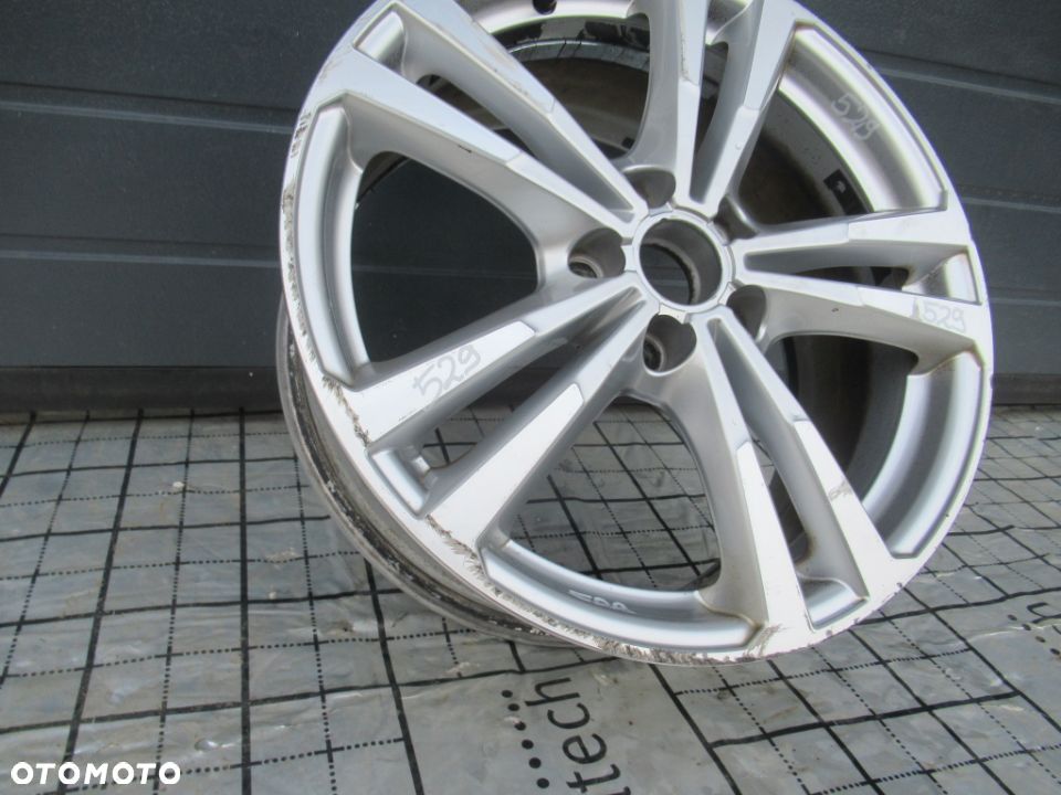 FELGA ALUMINIOWA AUDI A3 7.5Jx18H2 ET51 5x112 8V0601025BL - 4