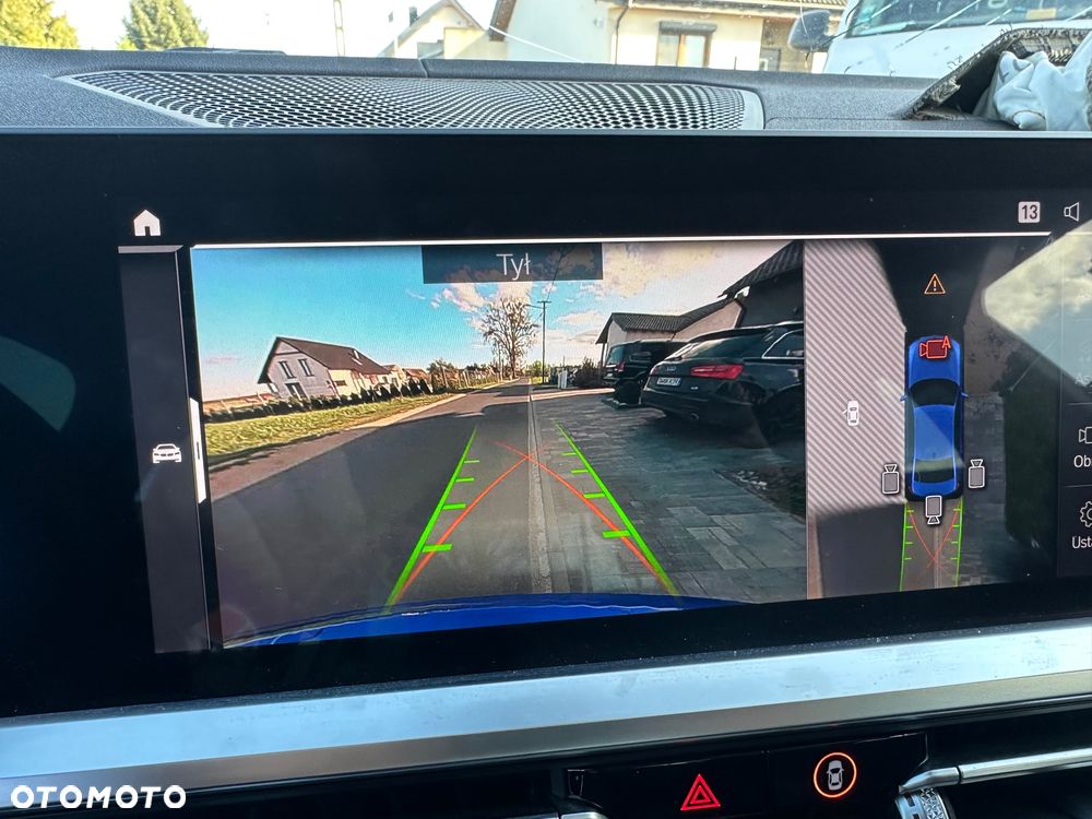 BMW Seria 3 330i M Sport - 14