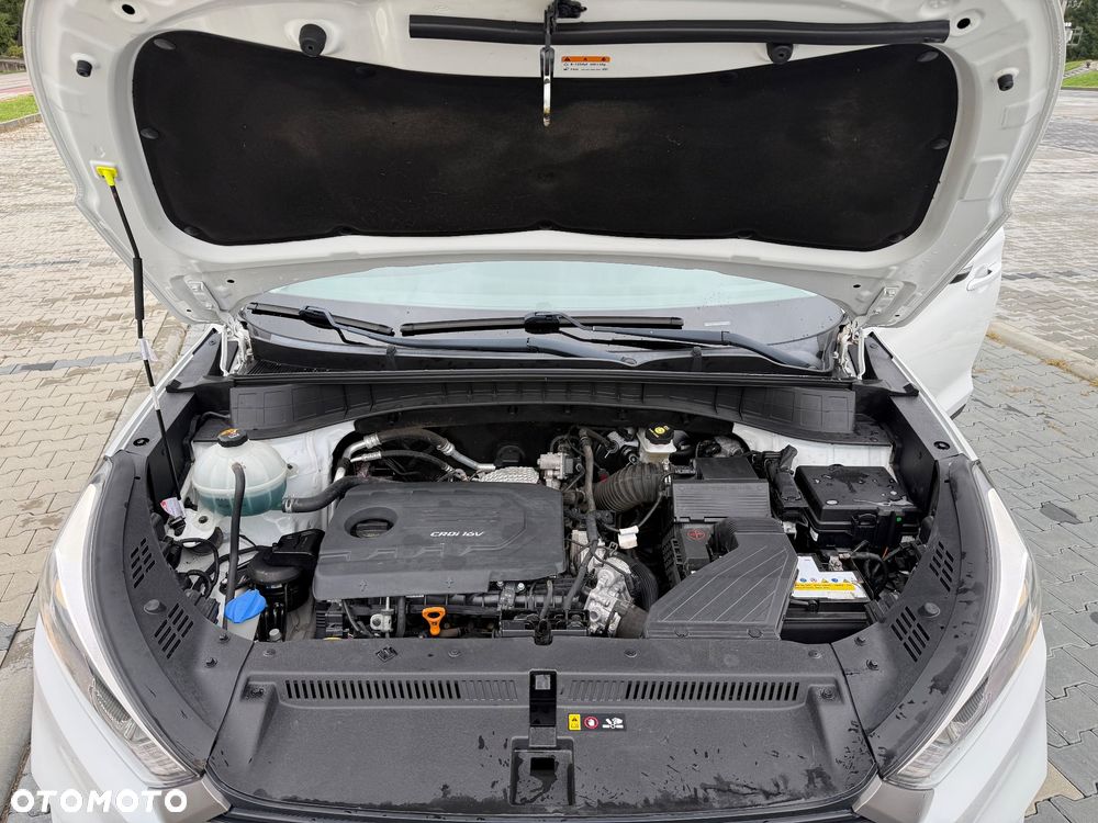 Hyundai Tucson 1.7 CRDI BlueDrive Comfort 2WD - 38