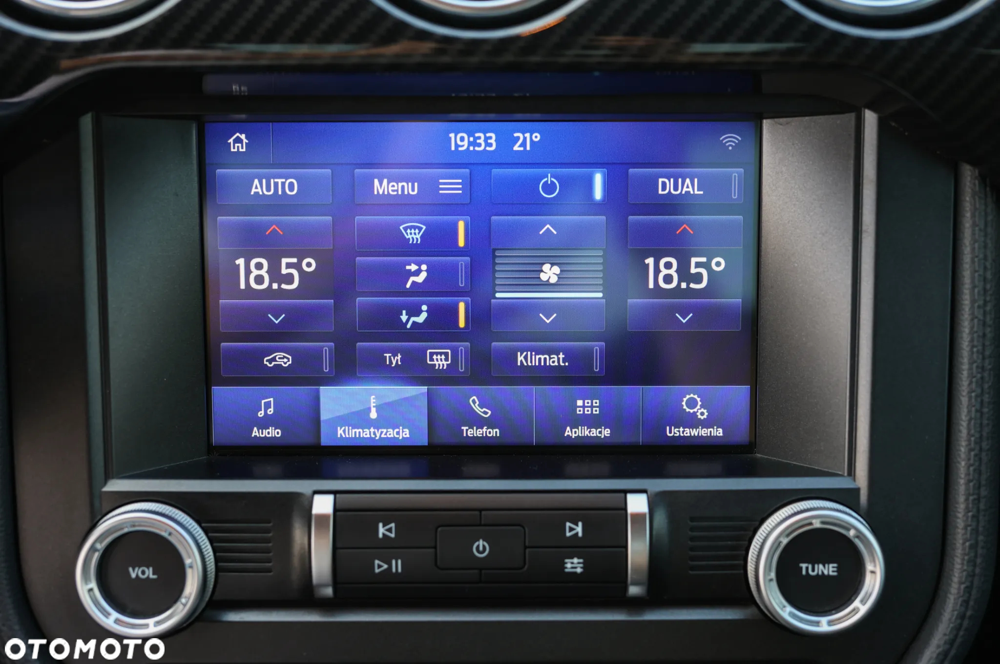 Ford Mustang 5.0 V8 GT - 34