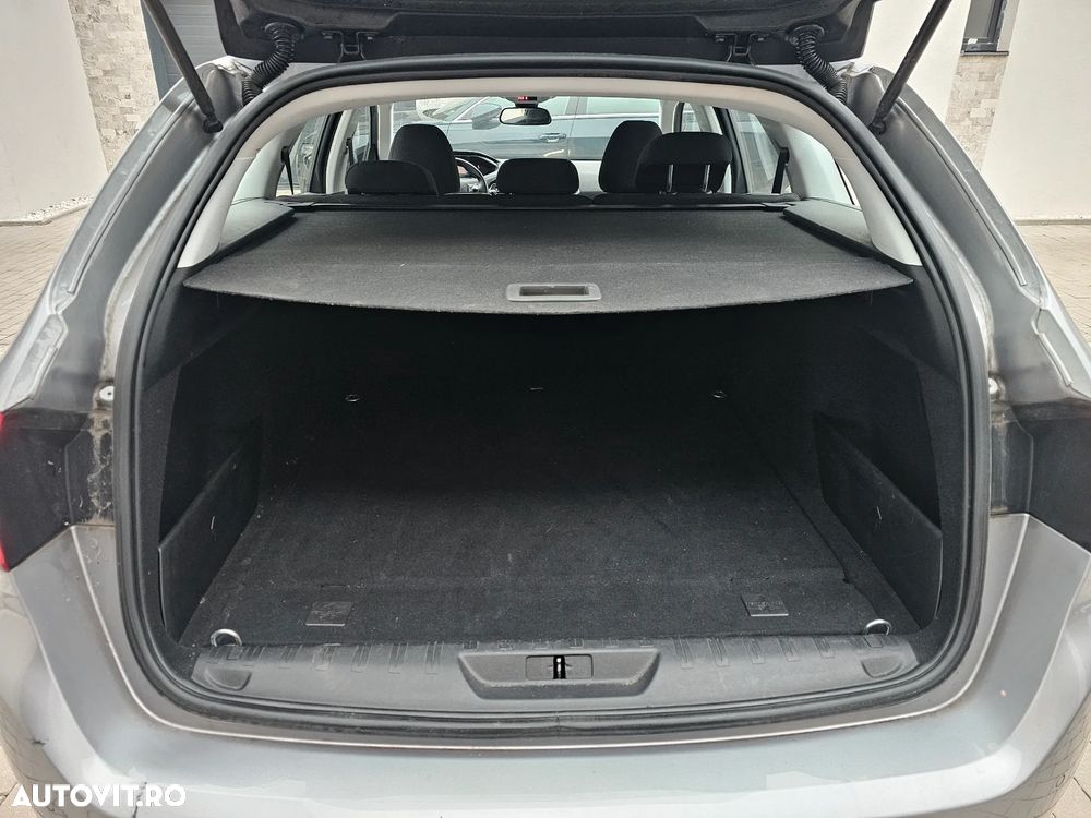 Peugeot 308 SW BlueHDi 130 EAT8 Stop & Start Active - 5