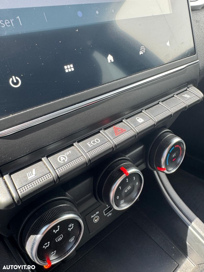 Renault Captur - 24