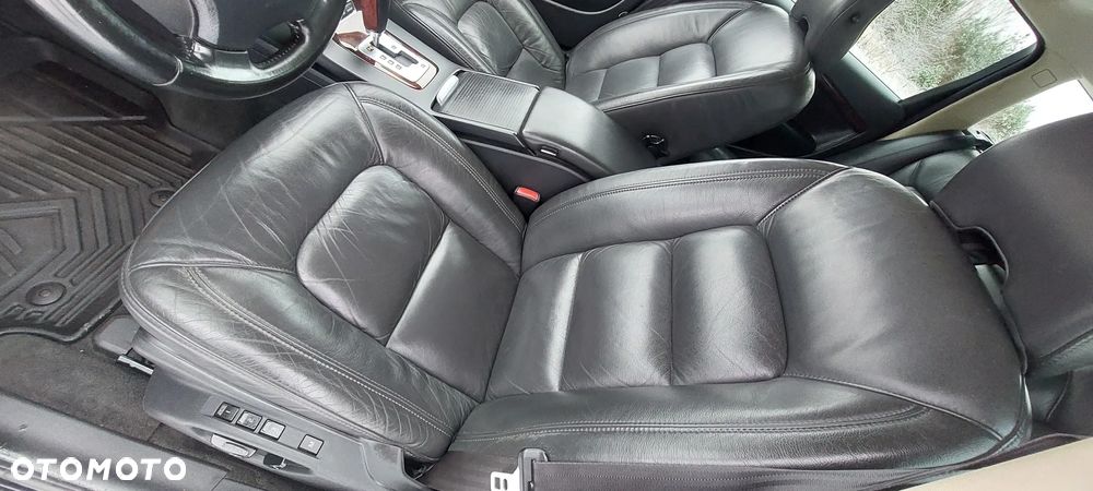 Volvo V70 T6 AWD Summum - 29