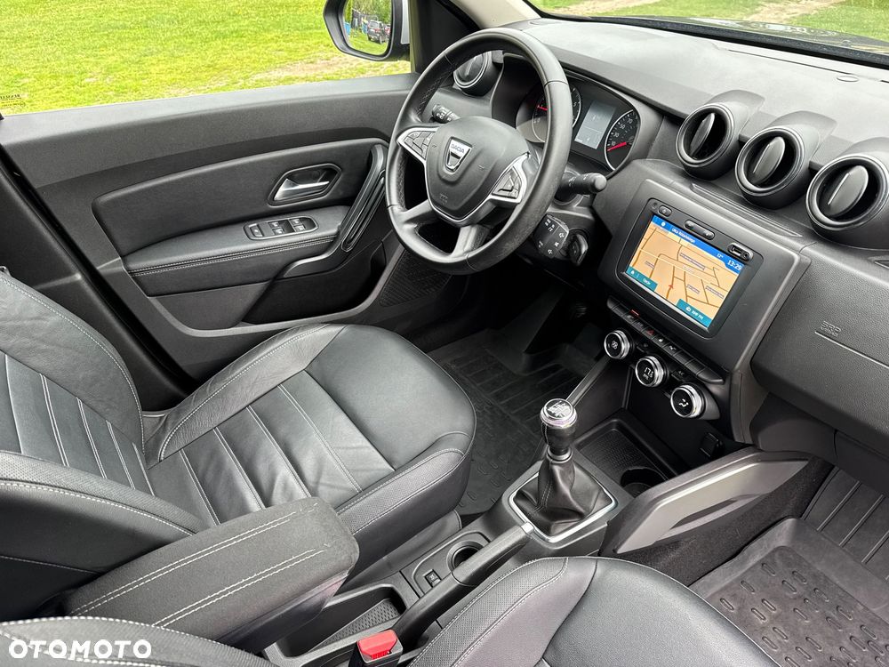 Dacia Duster 1.6 SCe Outdoor S&S - 17