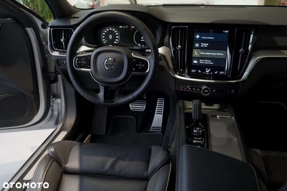 Volvo V60 B4 B Ultra Dark - 11