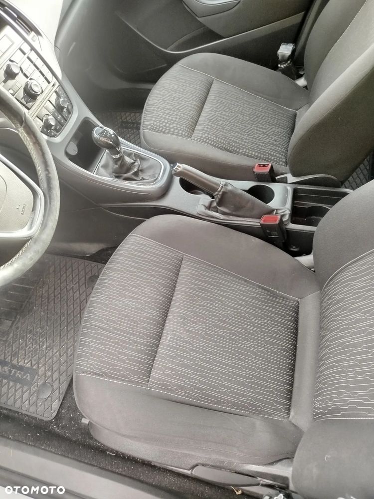 Opel Astra 1.4 T Cosmo EU6 - 12