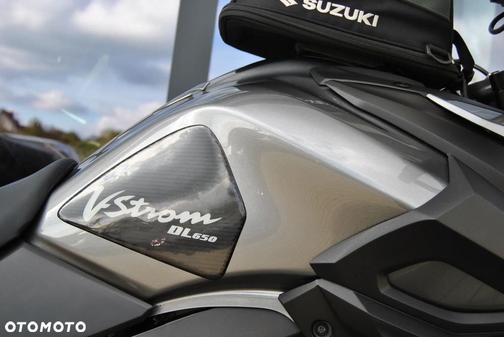 Suzuki DL - 33