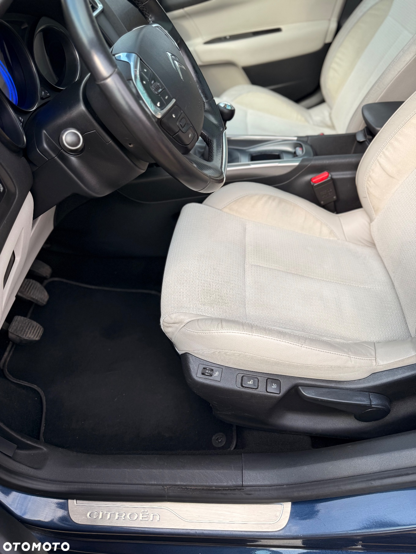 Citroën C4 2.0 HDi Exclusive - 19