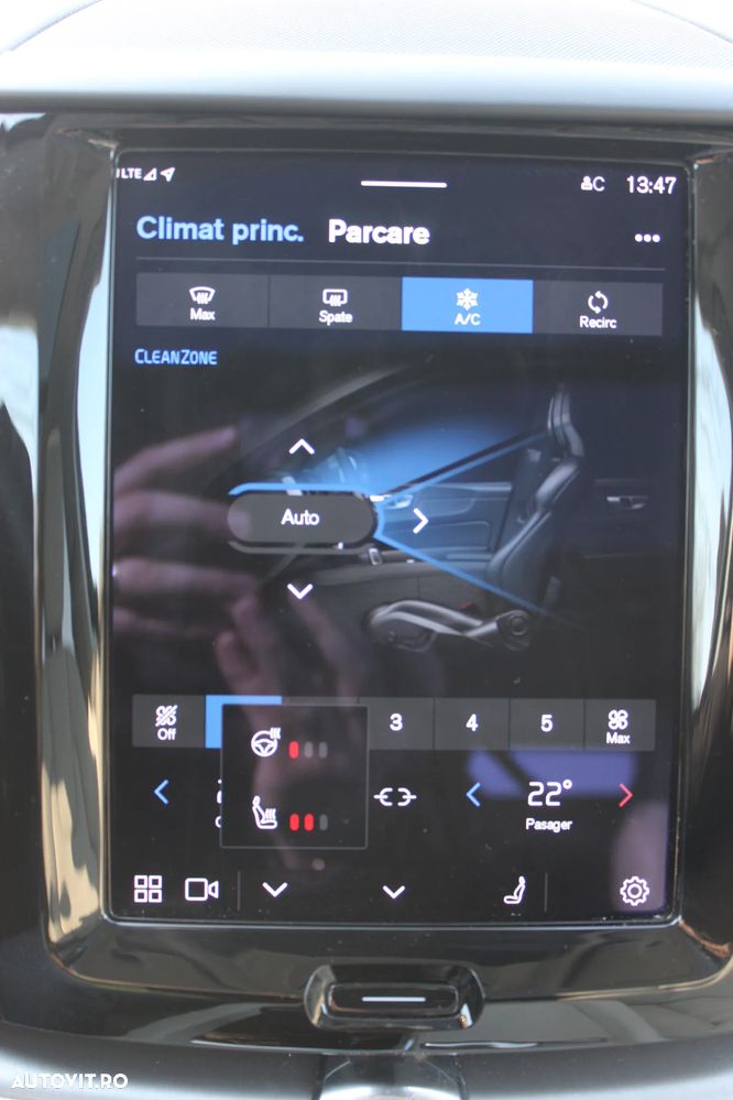 Volvo XC 60 T6 AWD Recharge Geartronic Inscription Expression - 34