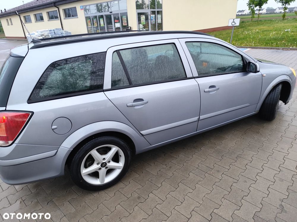 Opel Astra 1.6 NAVI - 3