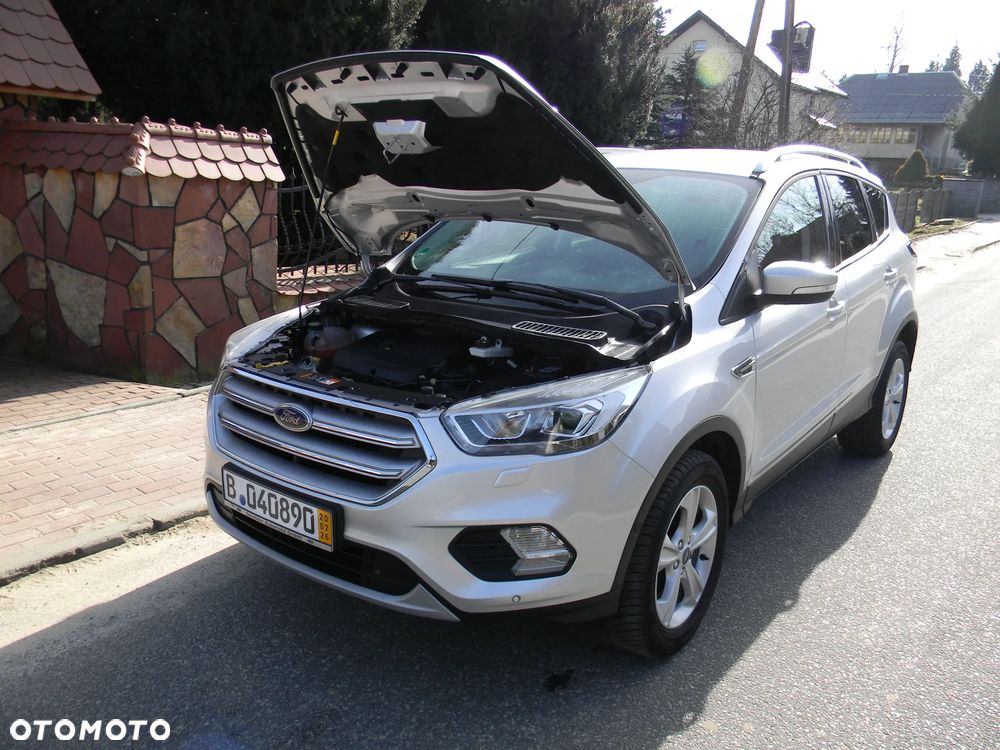 Ford Kuga 1.5 EcoBoost 2x4 Business Edition - 29