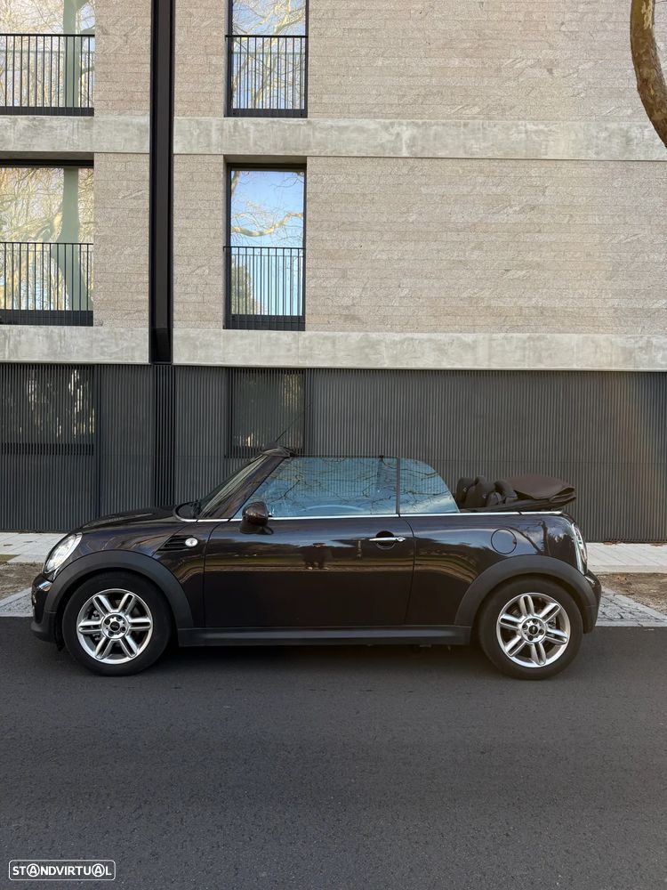 MINI Cabrio Cooper D - 24