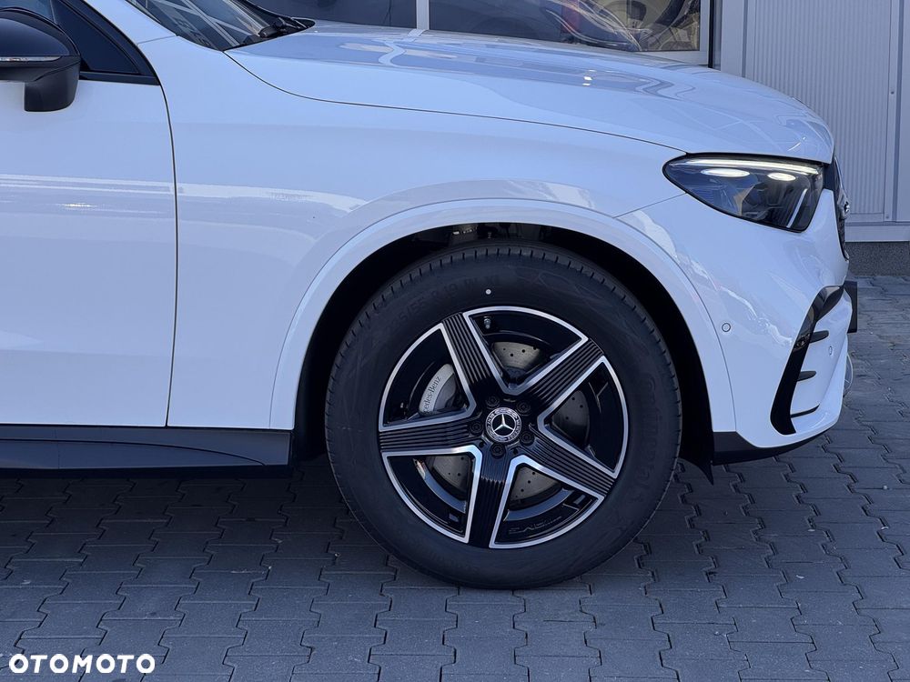 Mercedes-Benz GLC 200 d 4Matic 9G-TRONIC AMG Line Advanced - 8