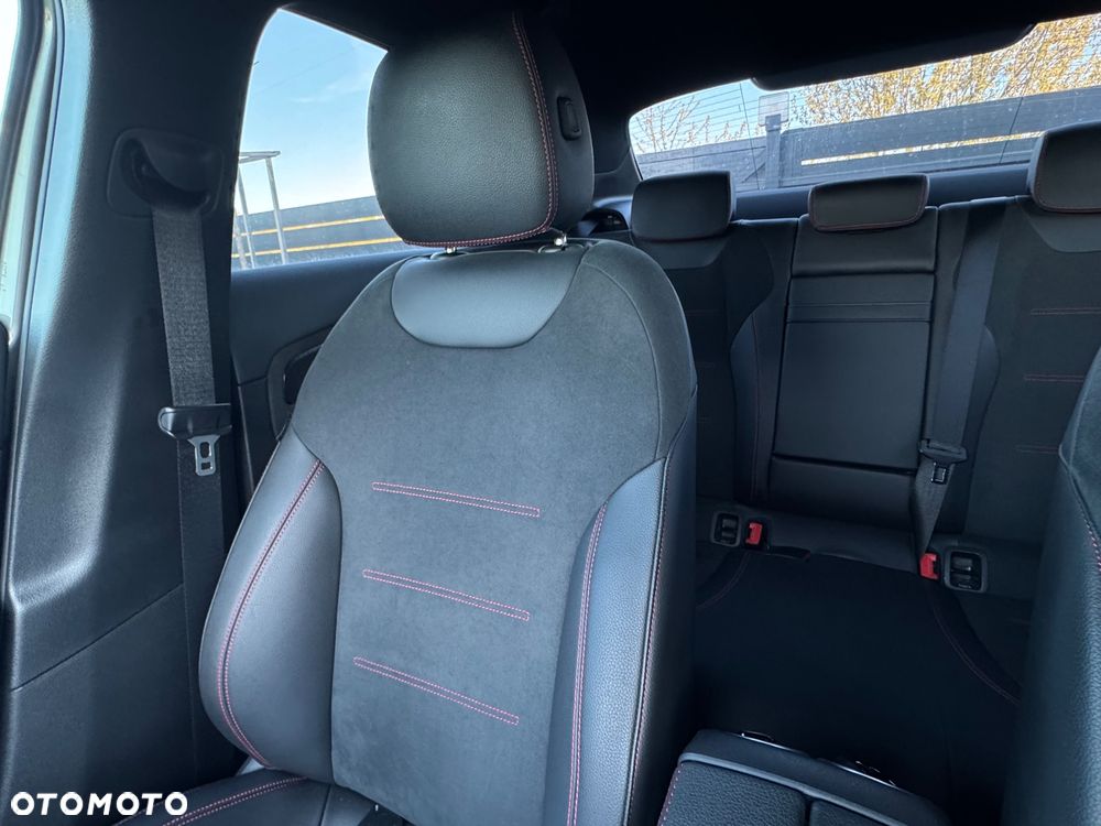Mercedes-Benz Klasa A 220 4Matic 7G-DCT AMG Line - 19