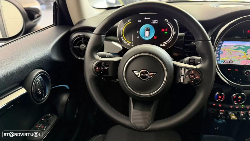 MINI 3 Portas Cooper SE Premium Essential - 21
