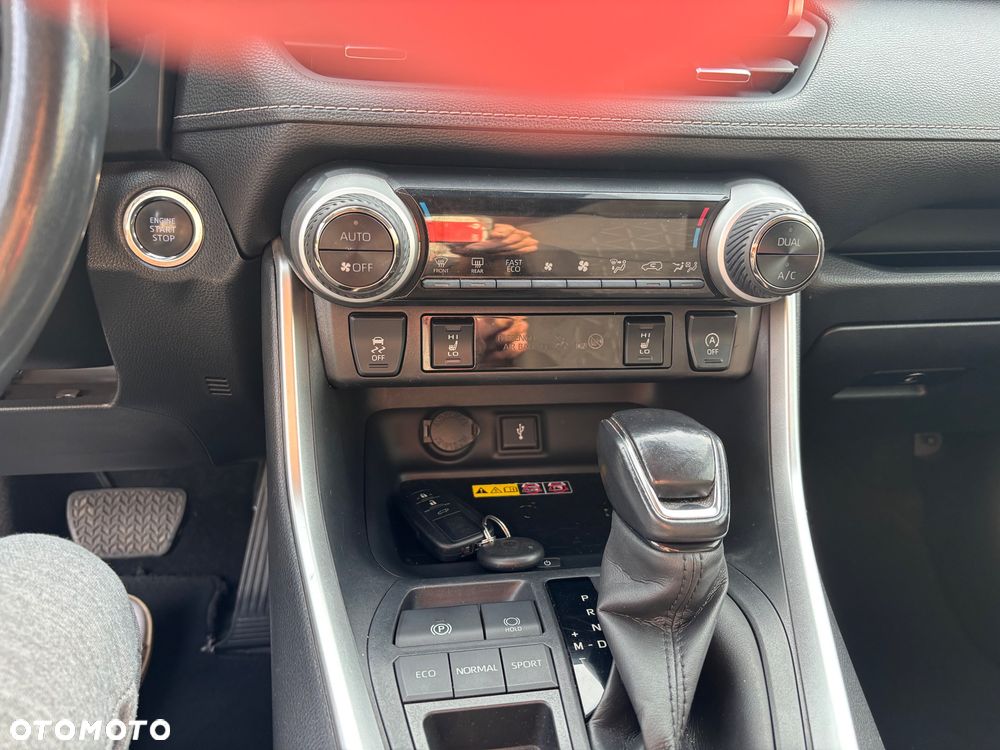 Toyota RAV4 - 15