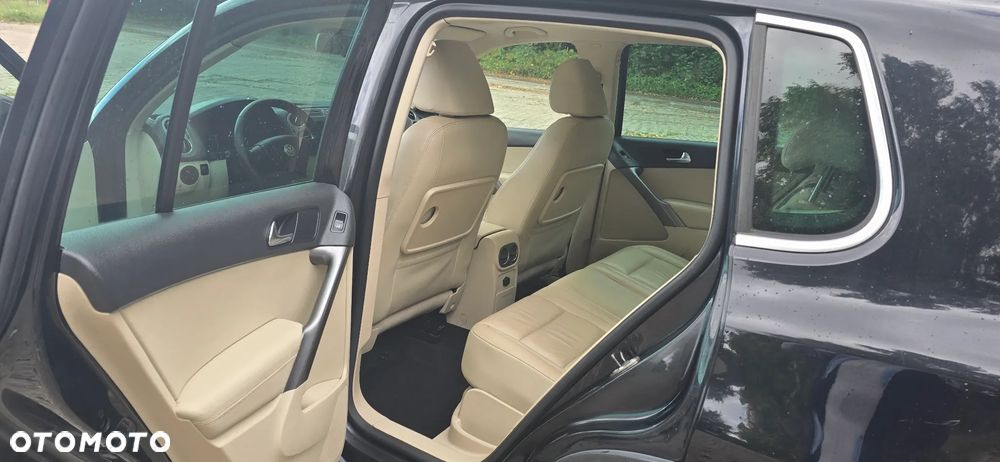 Volkswagen Tiguan 2.0 TSI 4Mot Track DSG - 8