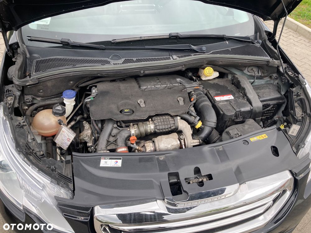 Peugeot 2008 - 9