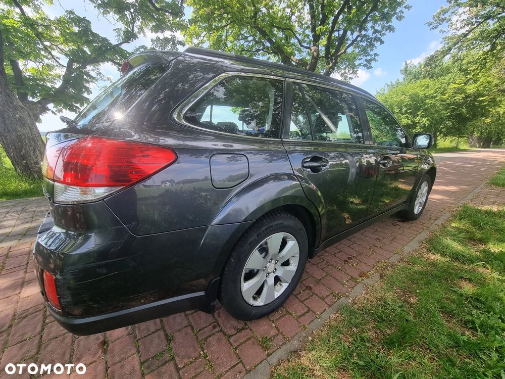 Subaru Outback 2.5i Comfort AT - 5