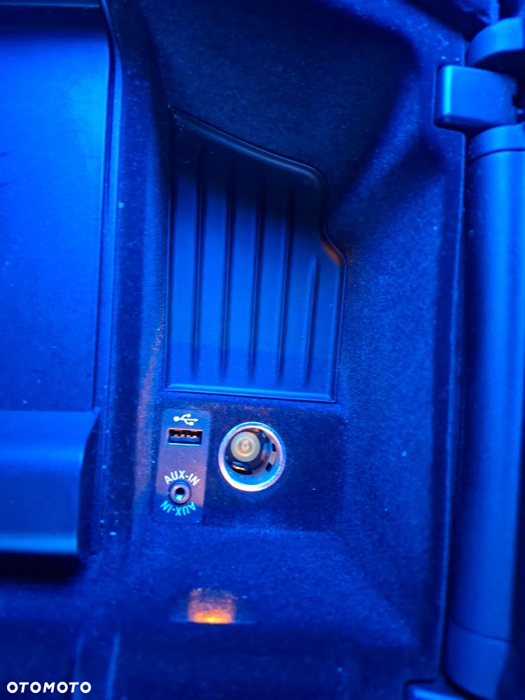 BMW Seria 5 520d - 32