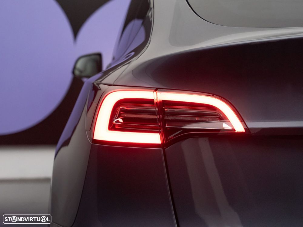 Tesla Model Y Long Range Tração Integral - 11
