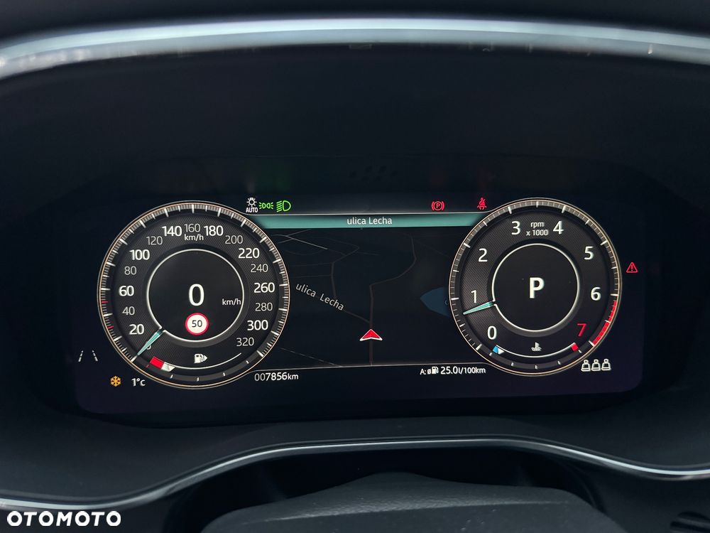 Jaguar XF P300 AWD R-Dynamic S - 29