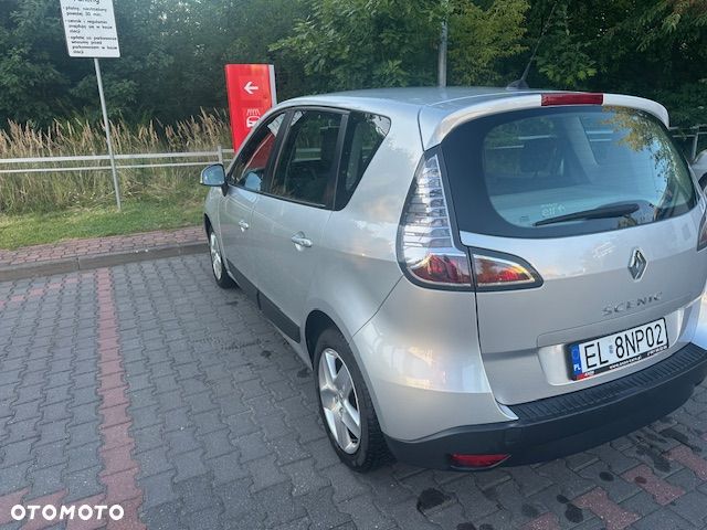 Renault Scenic 1.6 16V TomTom Edition - 8