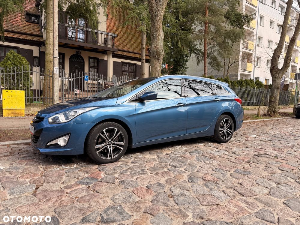 Hyundai i40 i40cw 1.7 CRDi Automatik Fifa World Cup Edition - 2