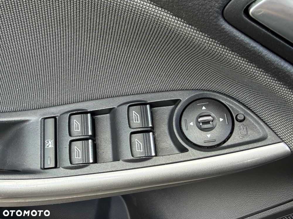 Ford Focus - 10