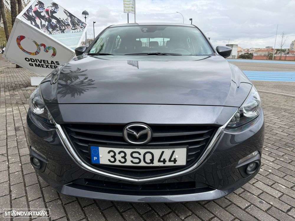 Mazda 3 Hatchback ver-1-5-sky--d-evolve - 12