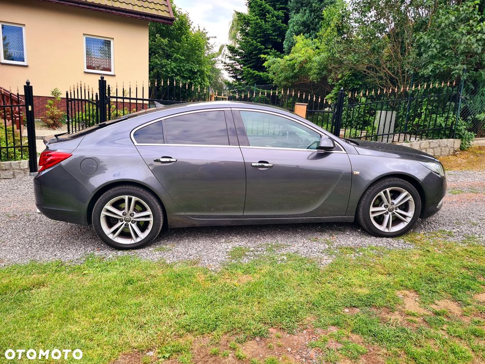Opel Insignia 2.0 Turbo 4x4 Cosmo - 9