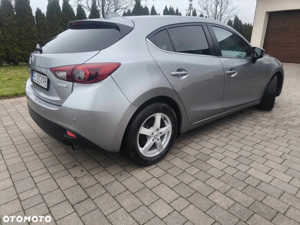 Mazda 3 - 7