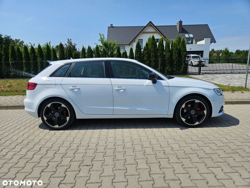 Audi A3 Sportback 1.4 TFSI CoD ultra Ambiente S tronic - 1