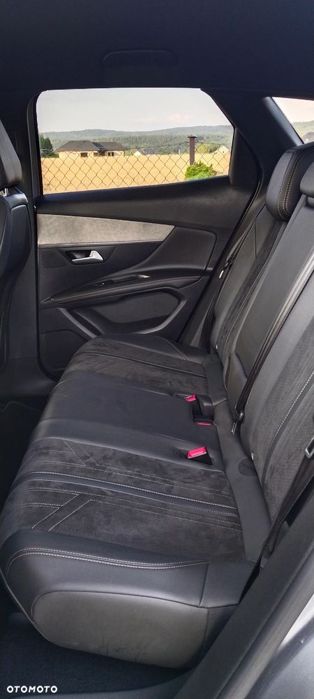 Peugeot 3008 1.5 BlueHDi GT S&S EAT8 - 33
