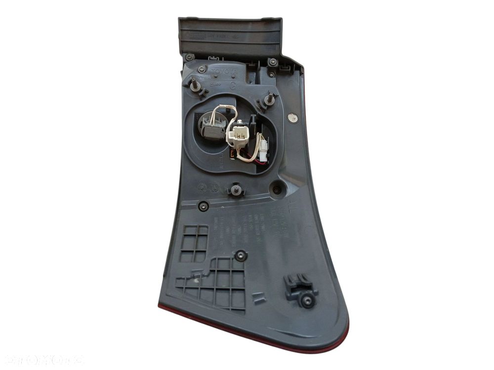 LAMPA LEWY TYŁ TOYOTA AVENSIS T27 LIFT (2012-2015) 1.8 VALVEMATIC 147KM - 5