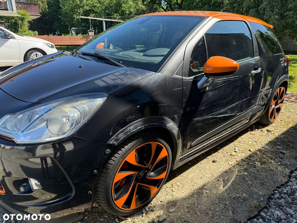 Citroën DS3 1.6 THP Racing - 13